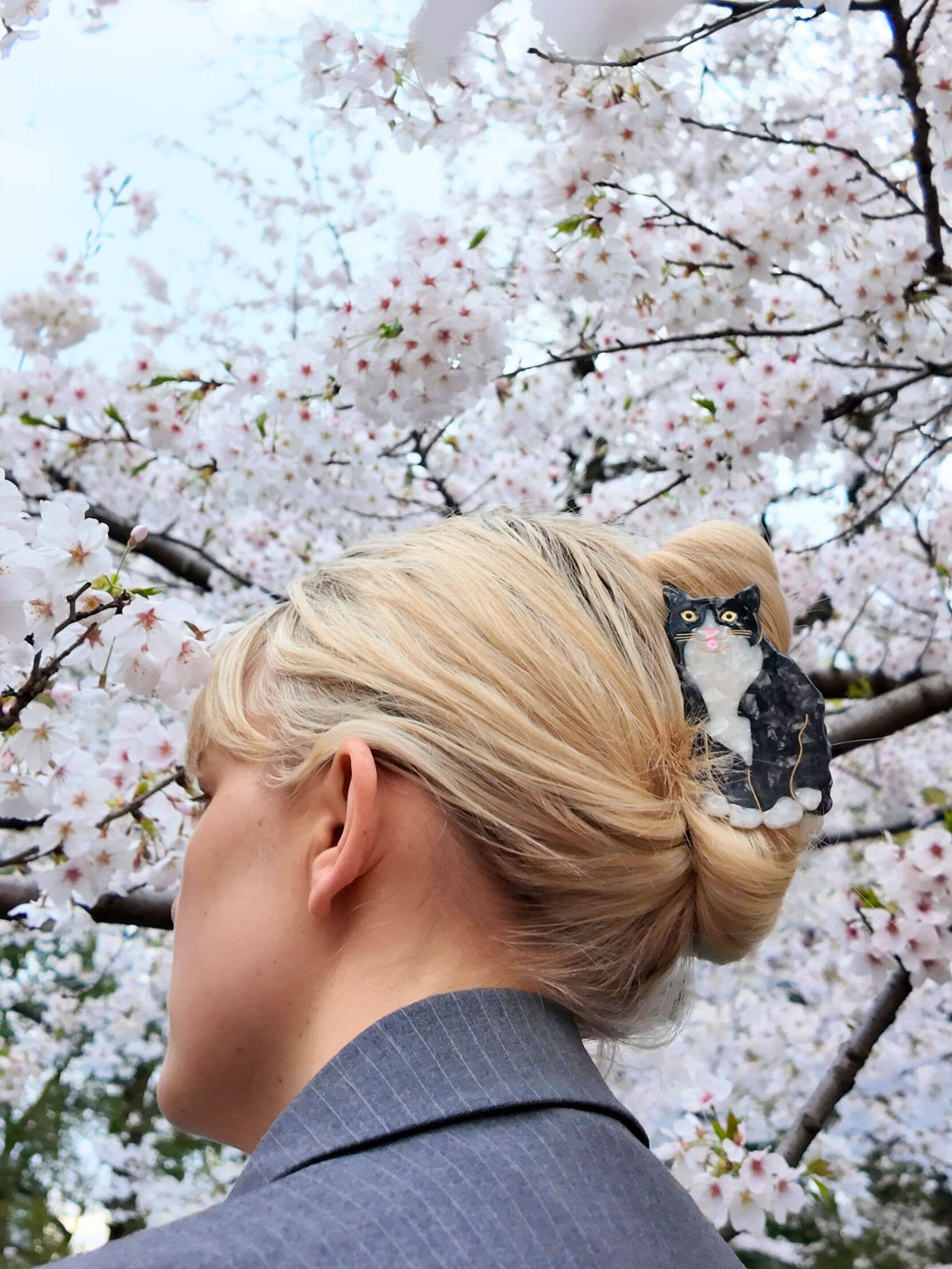 Hand-painted Tuxedo Cat Claw Hair Clip | Eco-Friendly