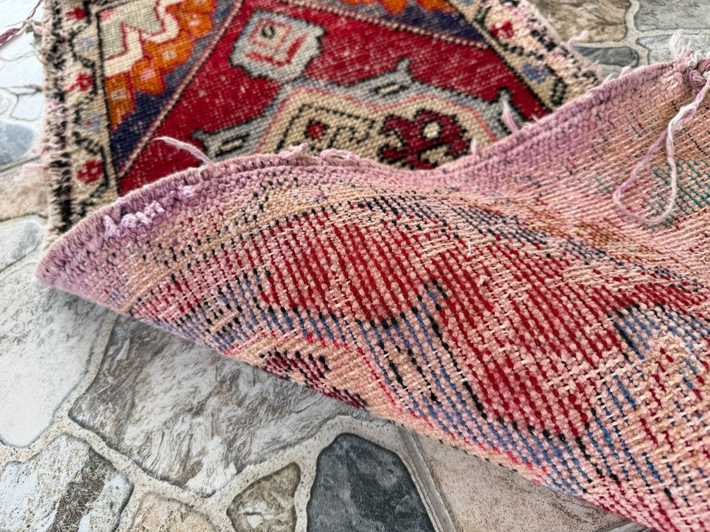 Vintage Turkish Rug - Distressed Wool - 2x3 Feet