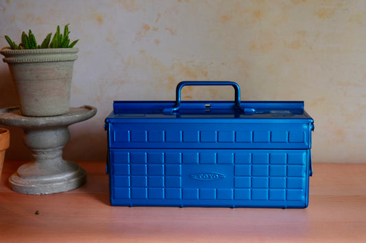 TOYO tool box with upper shelves: BLUE