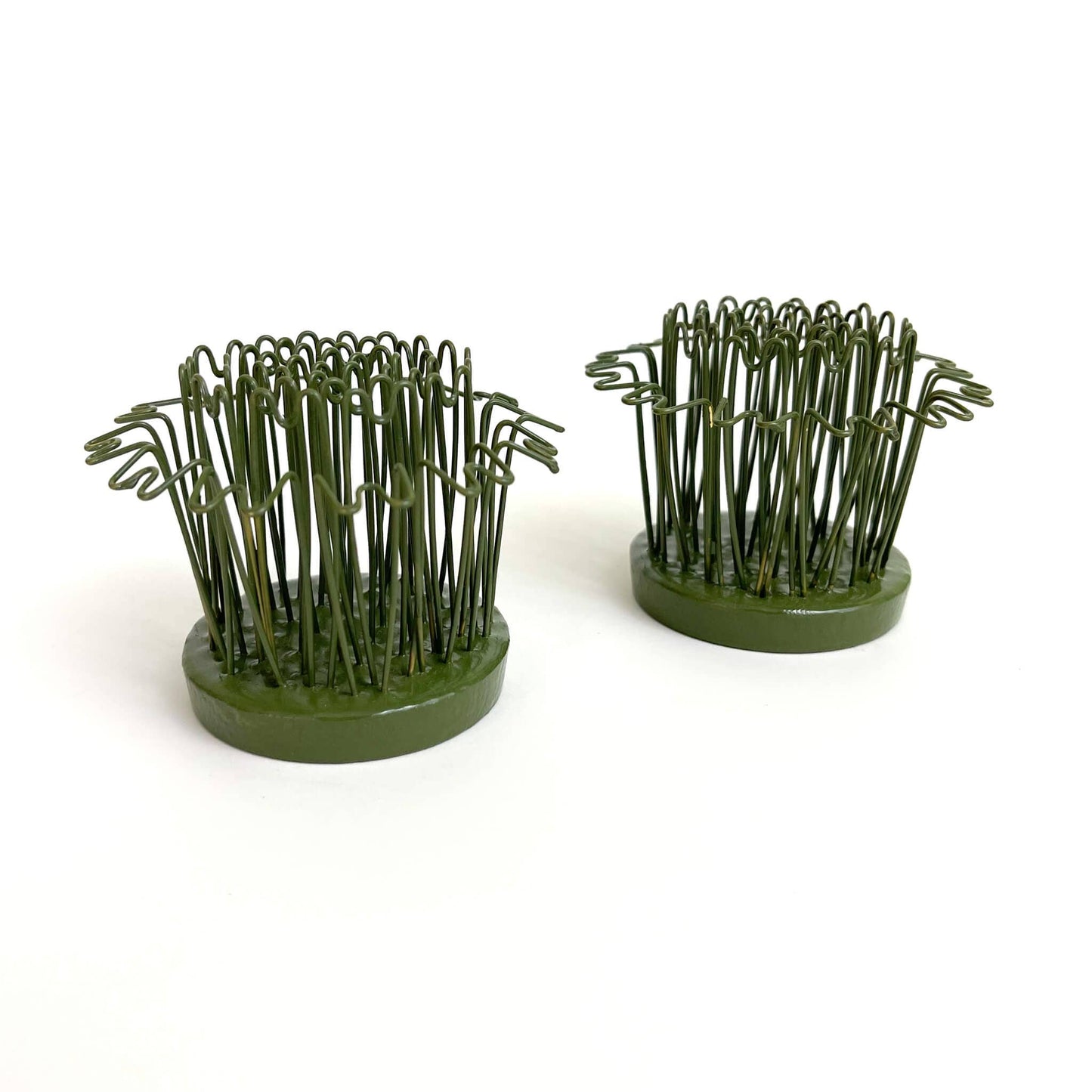 Round Hairpin Flower Holder Flower Frog