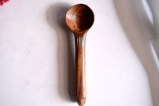 Walnut rays spice spoon