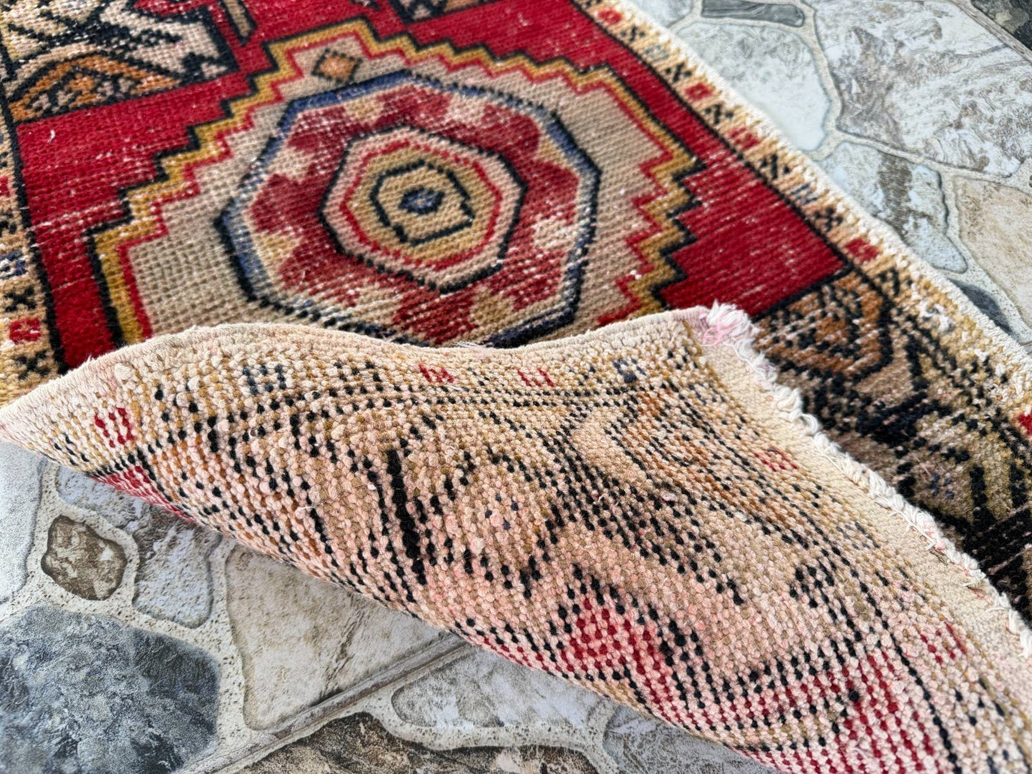 Vintage Turkish Rug - Wool Bohemian Tribal 2x3 ft