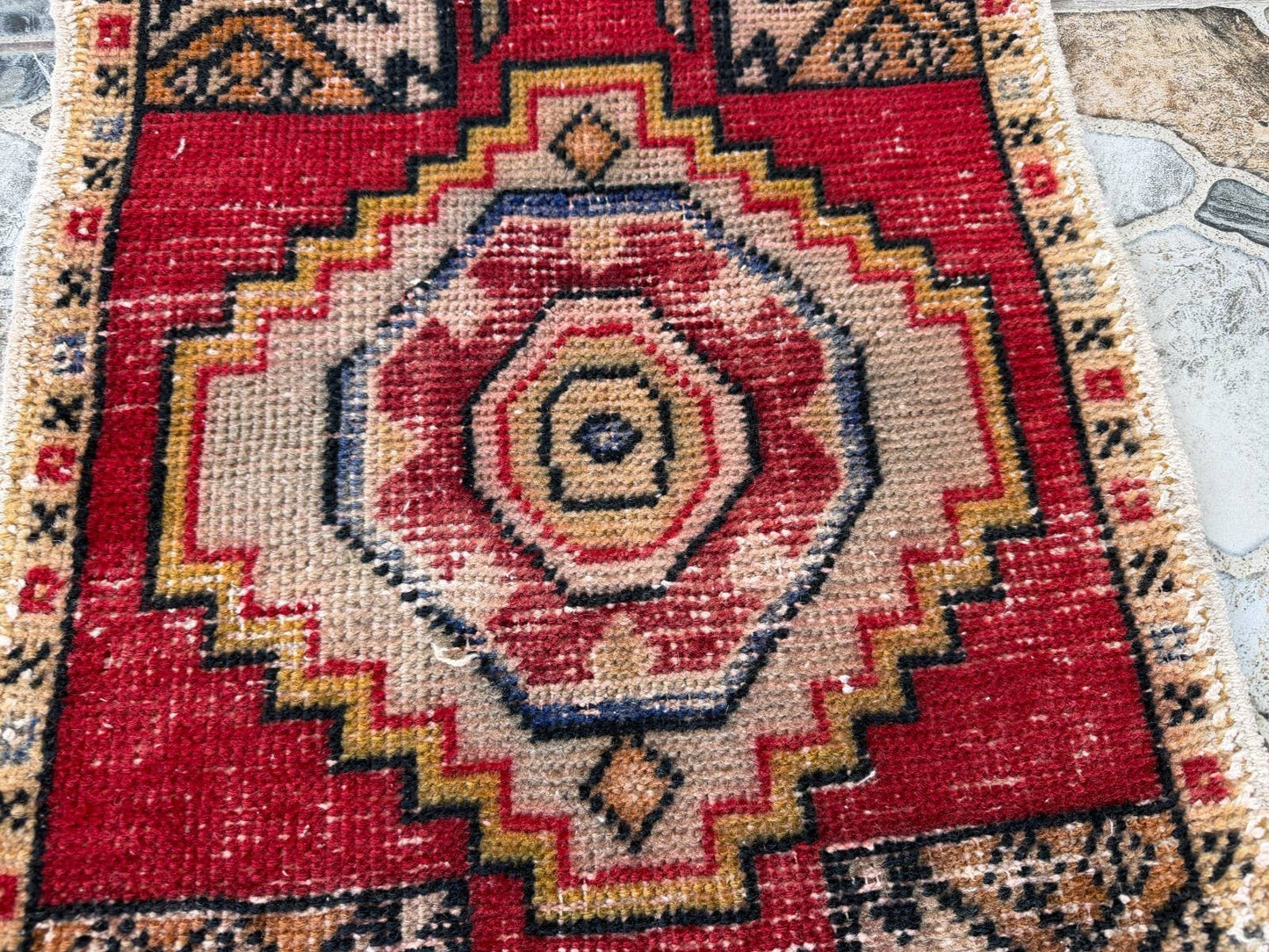 Vintage Turkish Rug - Wool Bohemian Tribal 2x3 ft
