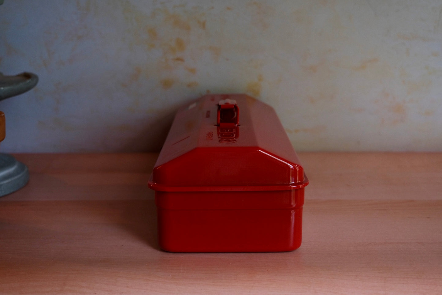 TOYO tool box: RED
