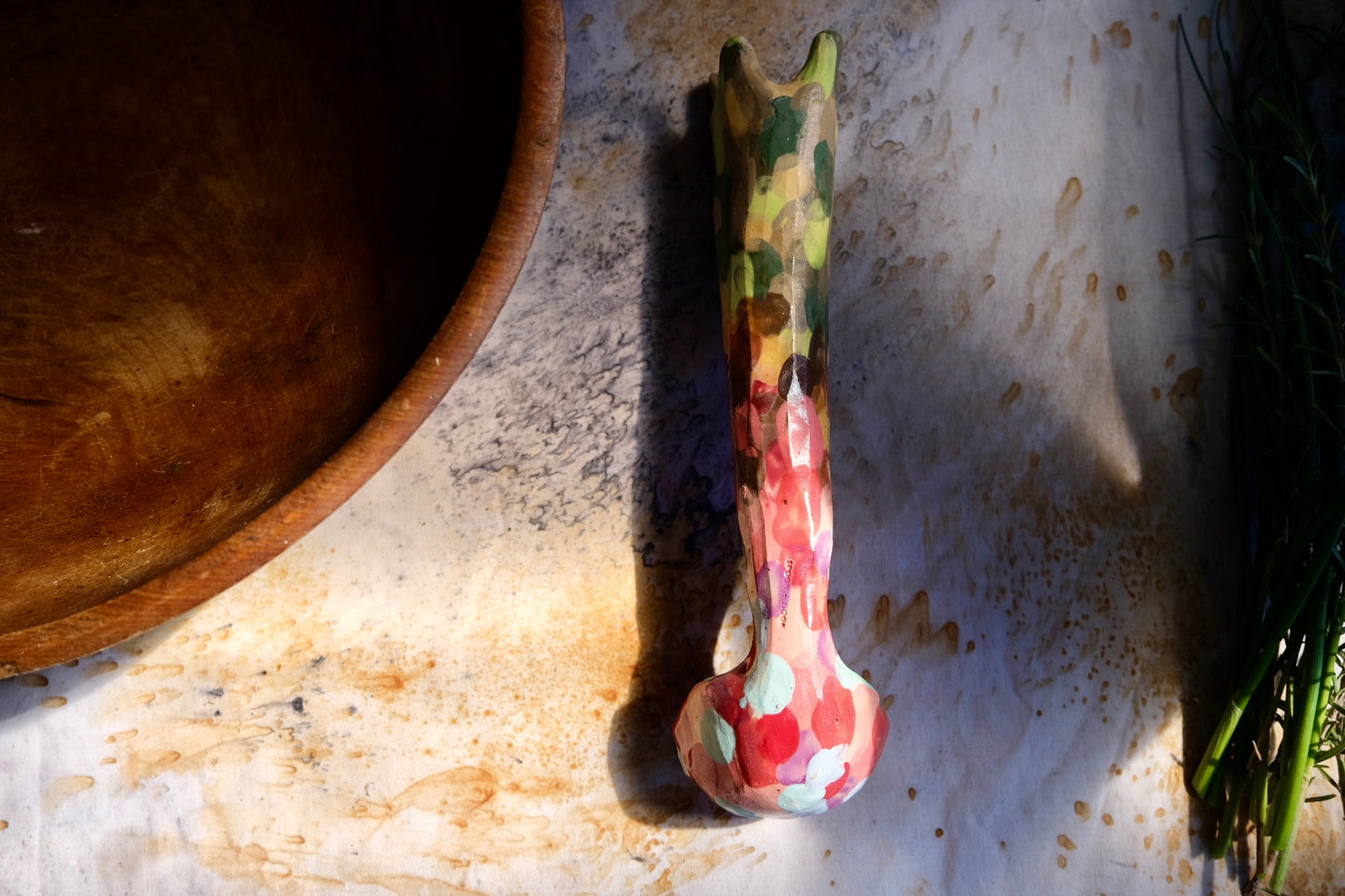 Arched vase ladle