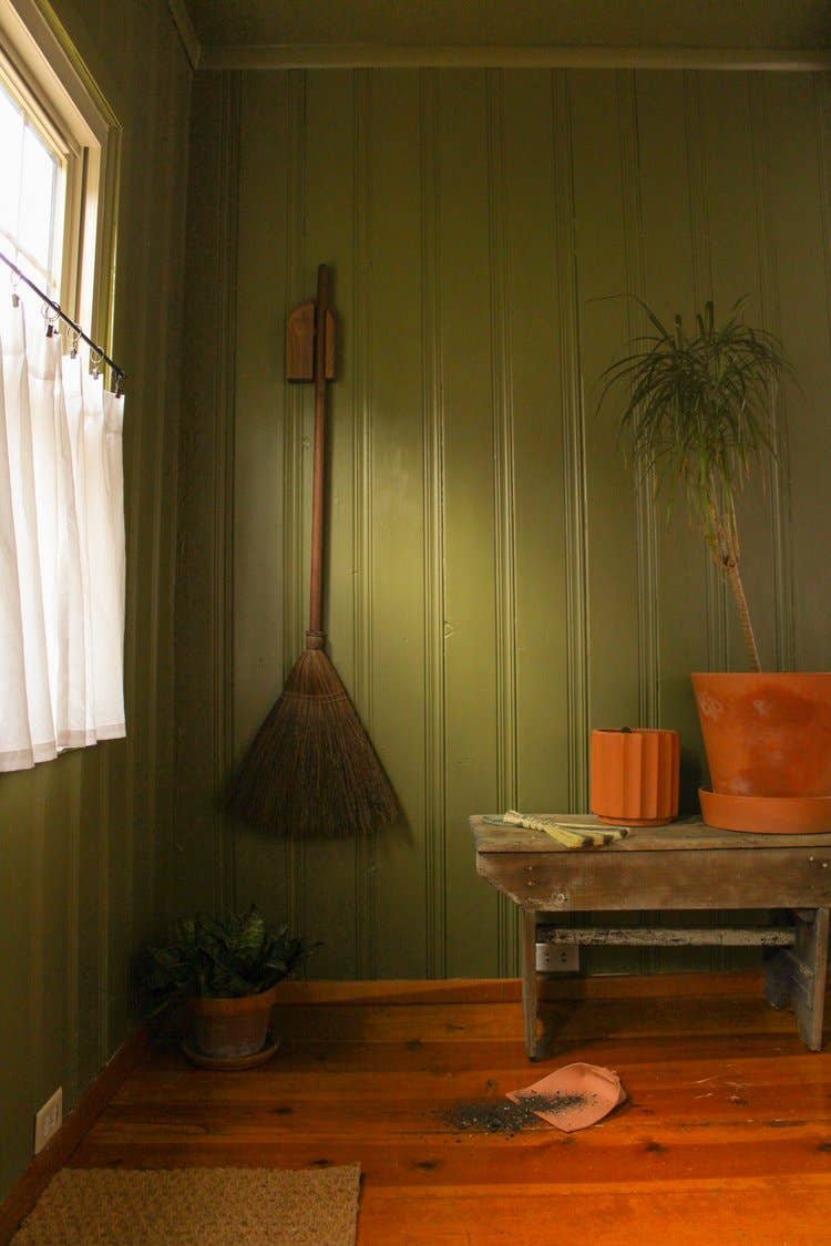 Local Lumber Brooms Wholesale