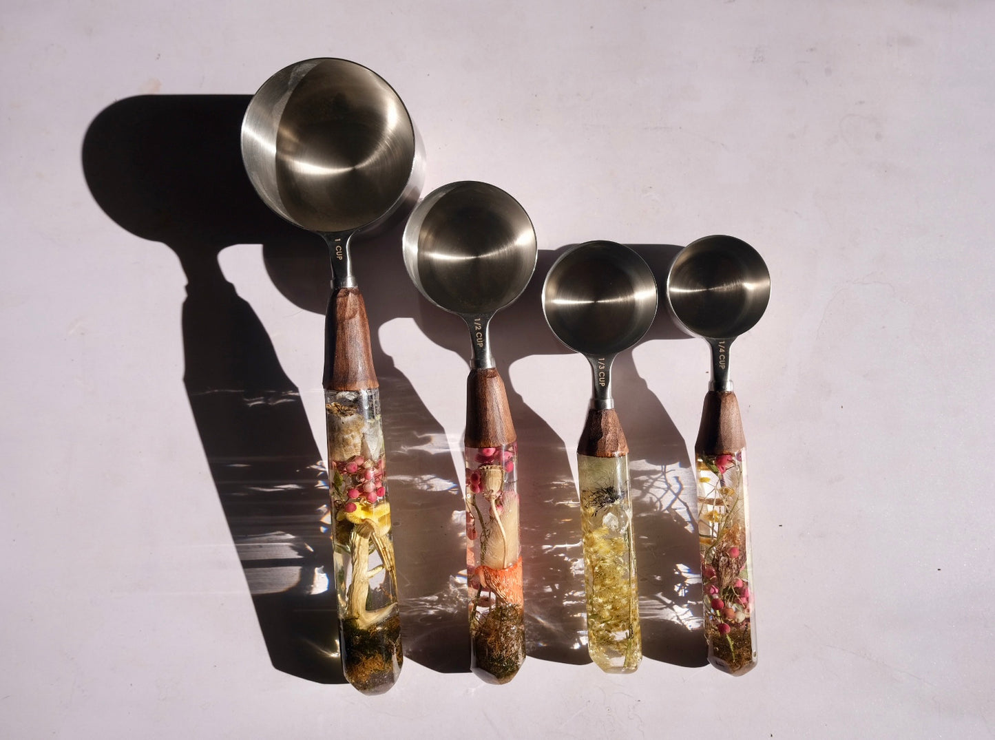 Measuring cups