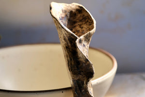 Sculpture vase ladle