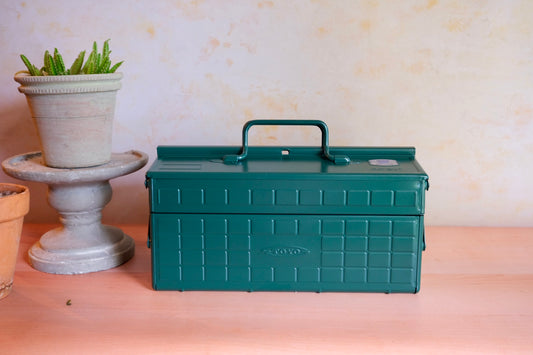 TOYO tool ox with upper shelves: Antique green