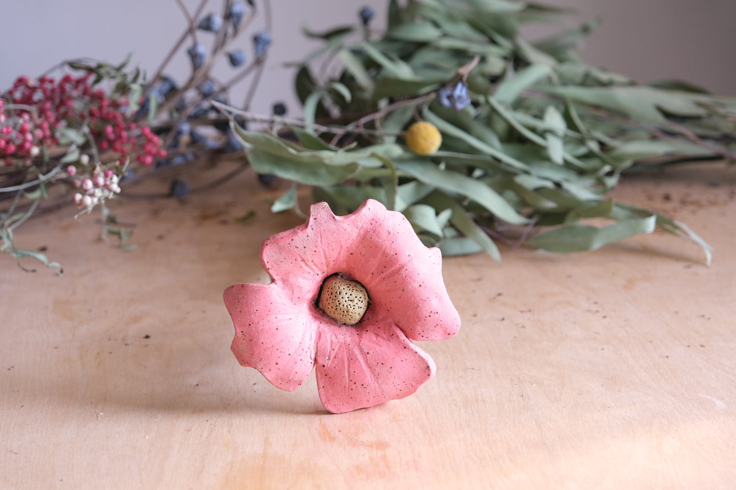 Trumpet flower pie server