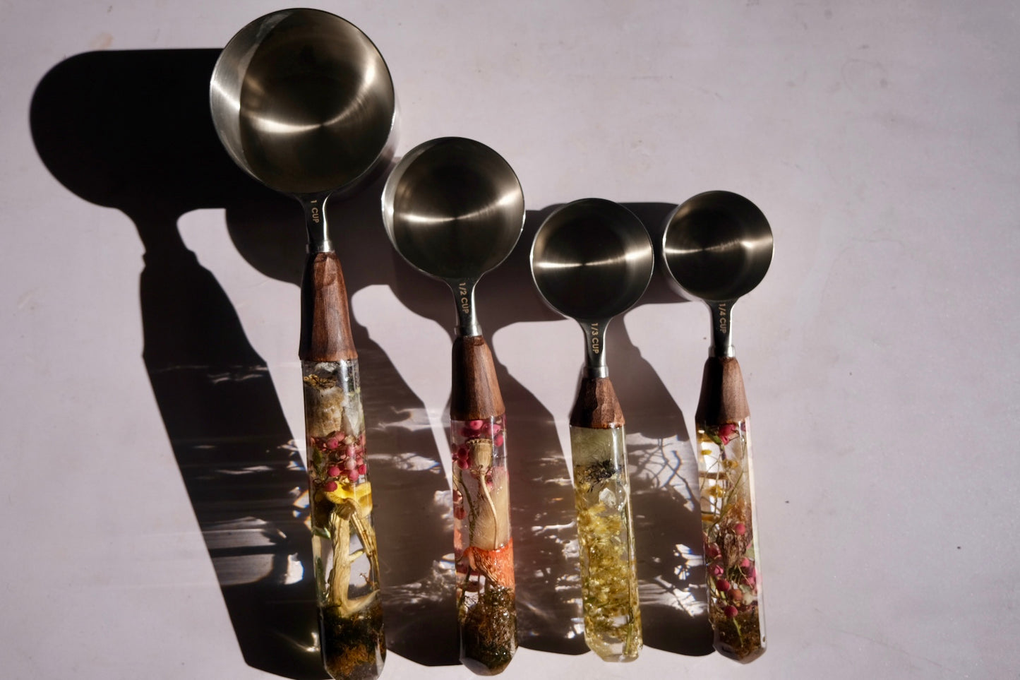 Measuring cups