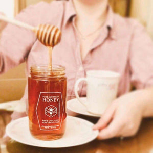 Honey With Comb 1 Lb Raw, Unfiltered, Unheated