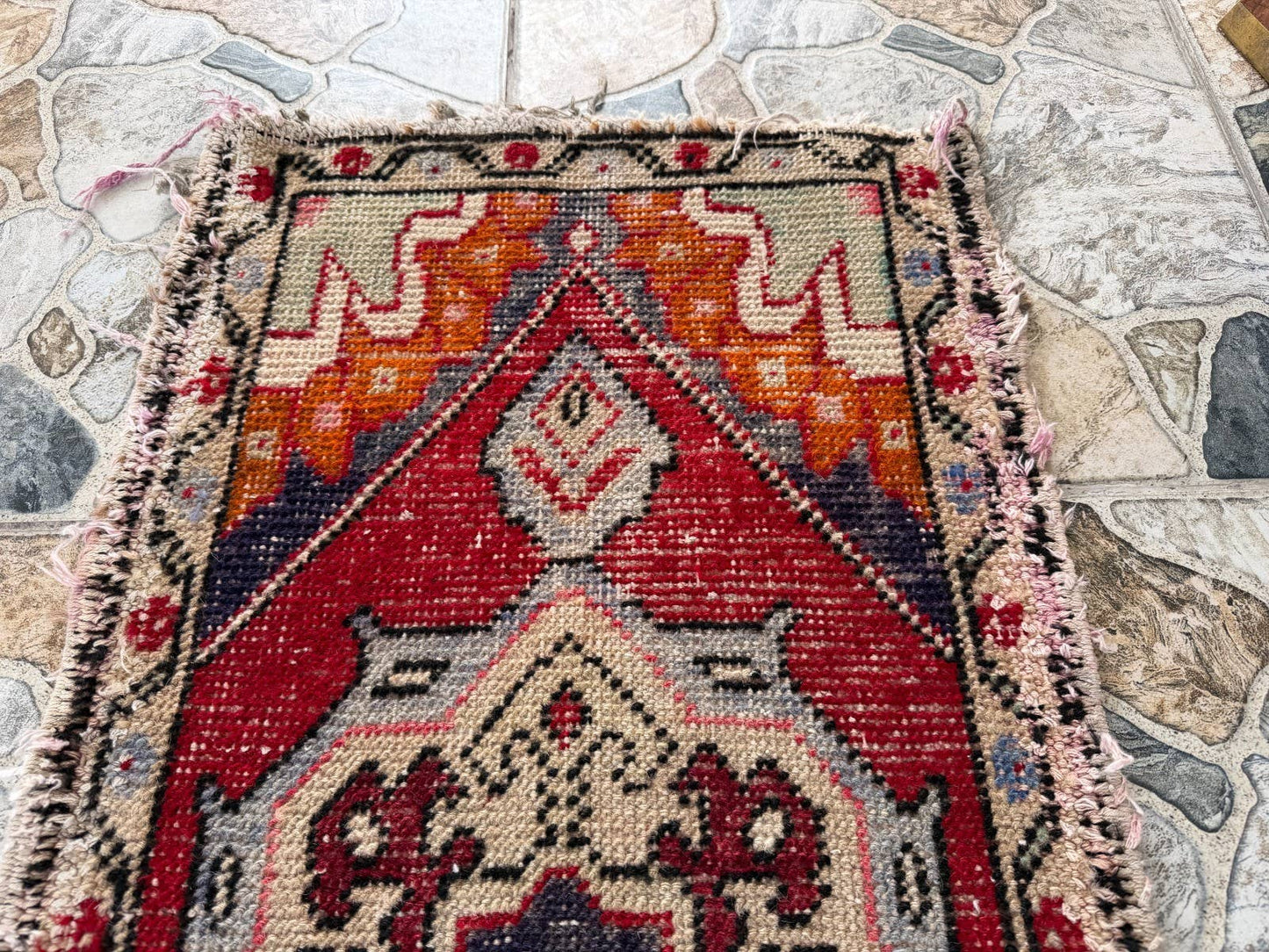 Vintage Turkish Rug - Distressed Wool - 2x3 Feet