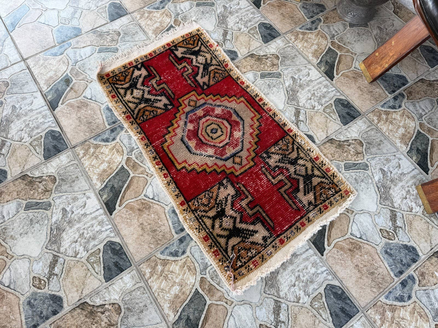 Vintage Turkish Rug - Wool Bohemian Tribal 2x3 ft